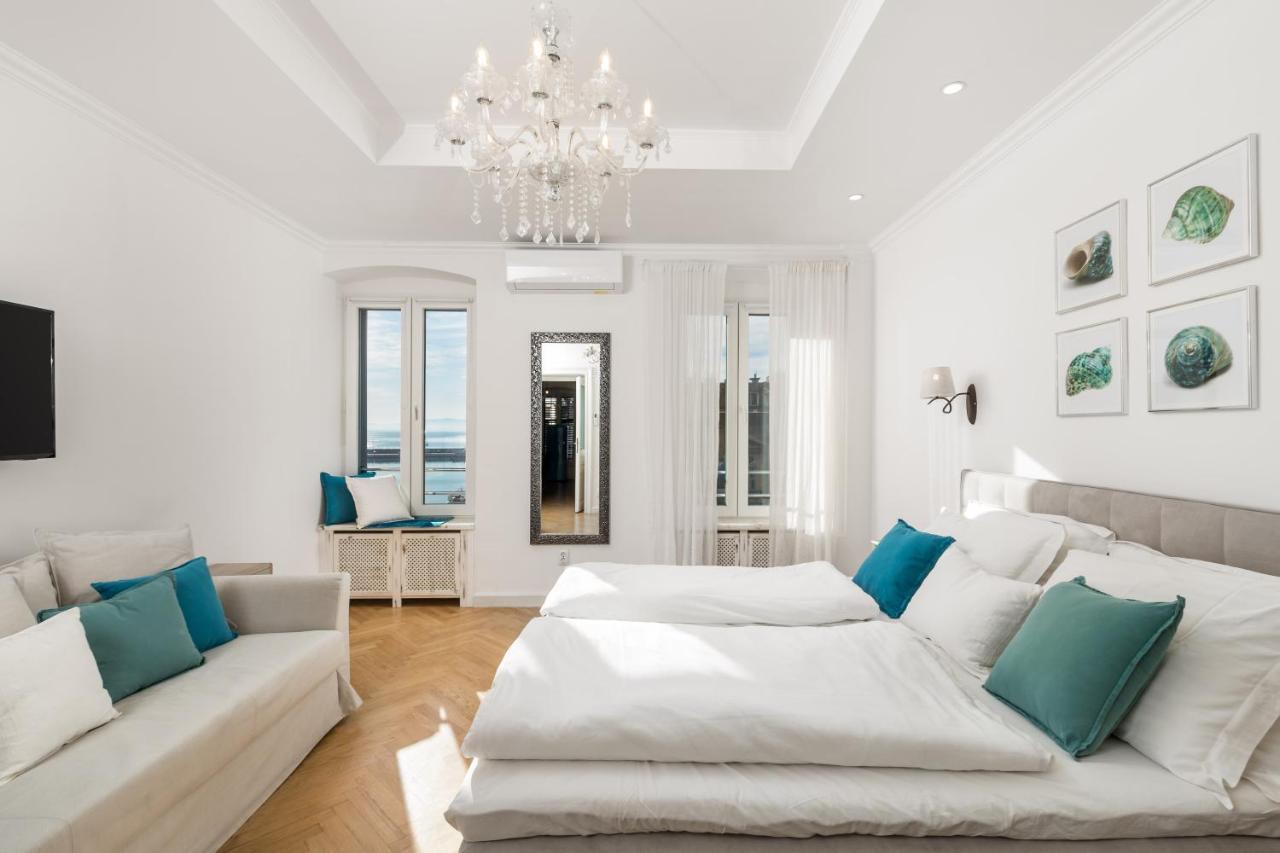 Luxury Apartment Karolina Riva 101M2 Rijeka Buitenkant foto
